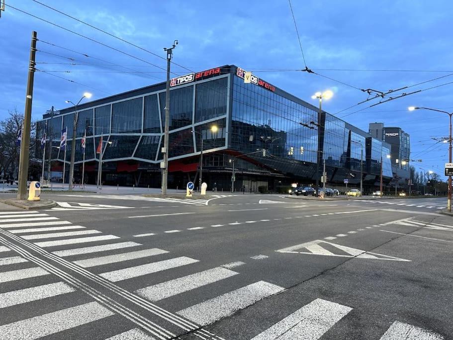 New Near Tipos Arena, Free Parking, Danubius One Building