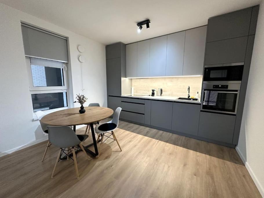 New Near Tipos Arena, Free Parking, Danubius One Building Bratislava