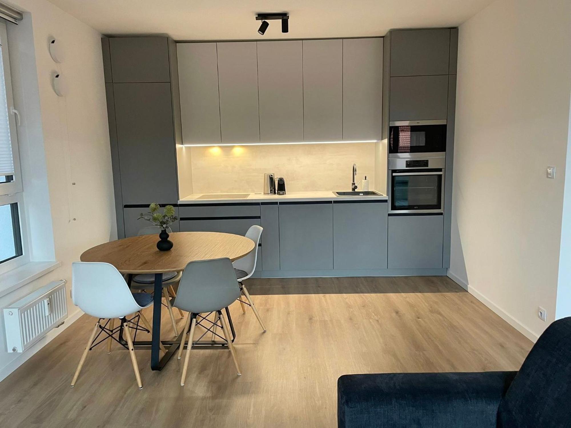 New Near Tipos Arena, Free Parking, Danubius One Building Appartement
